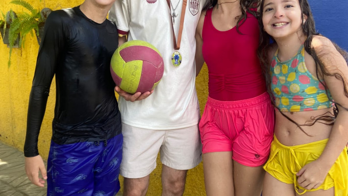 Domingo é dia de celebrar quem sempre esteve ao nosso lado!