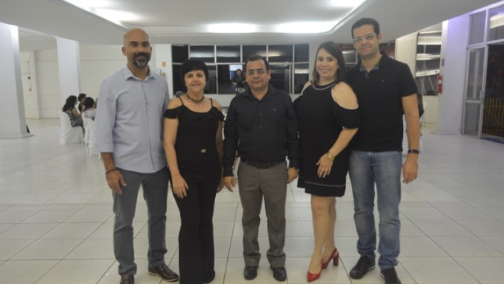 Assembléia elege por aclamação nova diretoria do clube