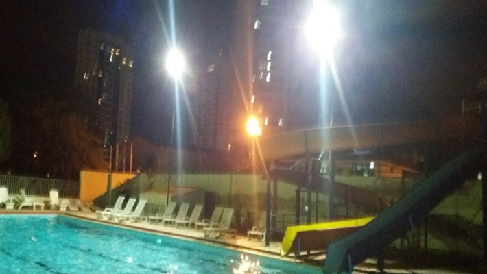 NOVA ILUMINAÇÃO NA ÁREA DA PISCINA