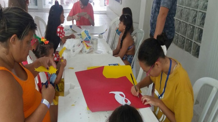 OFICINA DE MÁSCARAS E CONCURSO DE FANTASIAS NO CARNAVAL