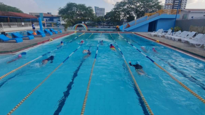 PISCINA PRINCIPAL PASSA POR MANUTENÇÃO