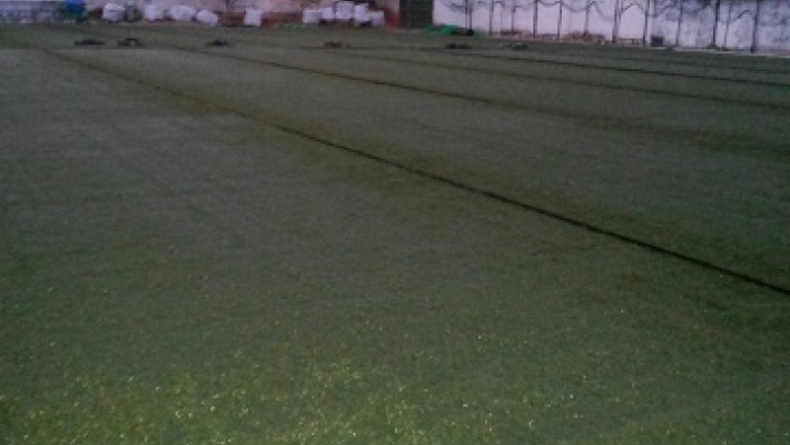 GRAMADO SINTÉTICO – GRAMA COMEÇOU A SER APLICADA
