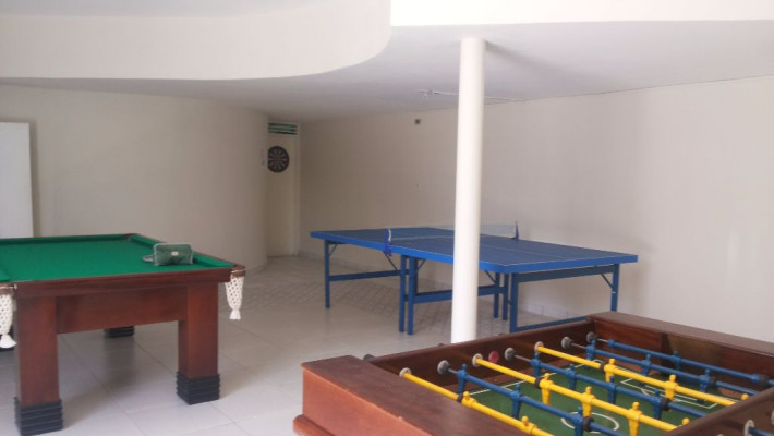 MESAS DE JOGOS SÃO REVITALIZADAS E SALA RECEBE PINTURA NOVA